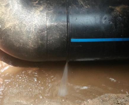 鲅鱼圈楼顶渗水维修公司为大家分享下鲅鱼圈卫生间漏水维修修补技术!